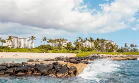 The most beautiful resort and Guestroom in Ko Olina right on the beach in a picturesque lagoon. . Airbnb ko olina